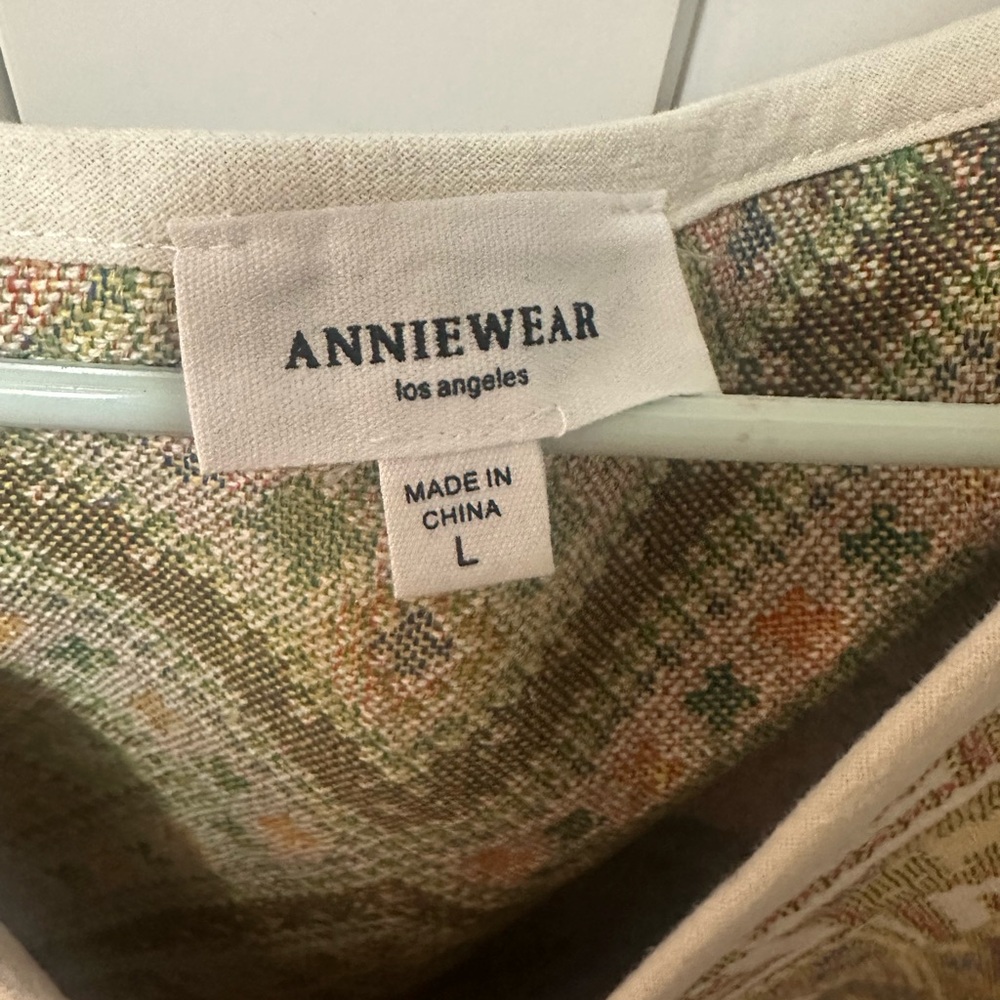 Vest - Picture 4 of 4